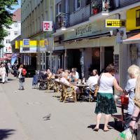 5727 Sommer in Hamburg Barmbek. | Fuhlsbüttler Straße - Fuhle, Hamburg Barmbek Nord